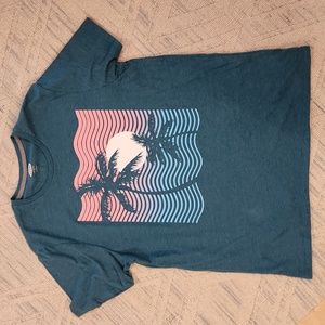 Old Navy palm tree tee